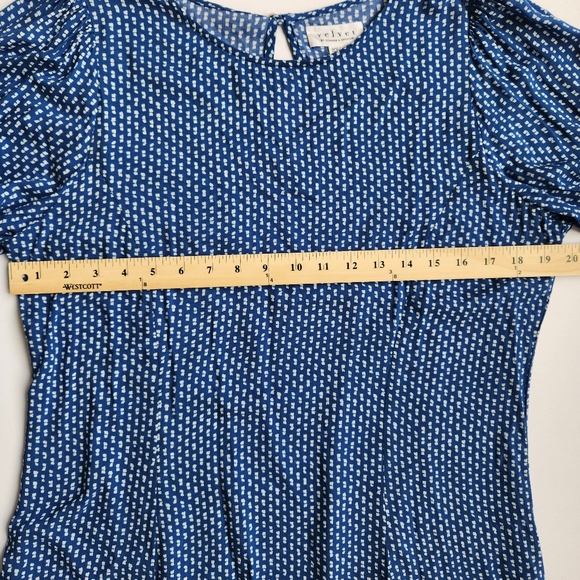 Velvet By Graham And Spencer Marnita Dress Blue White Print Lightweight Large - Picture 13 of 16